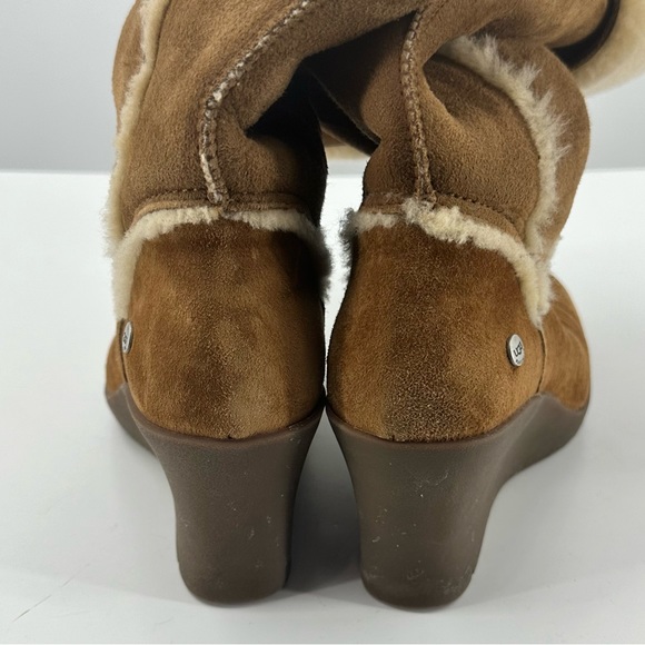 *UGG Tall Wedge Boots Tan Suede Sherpa Womens 8 - Picture 7 of 13